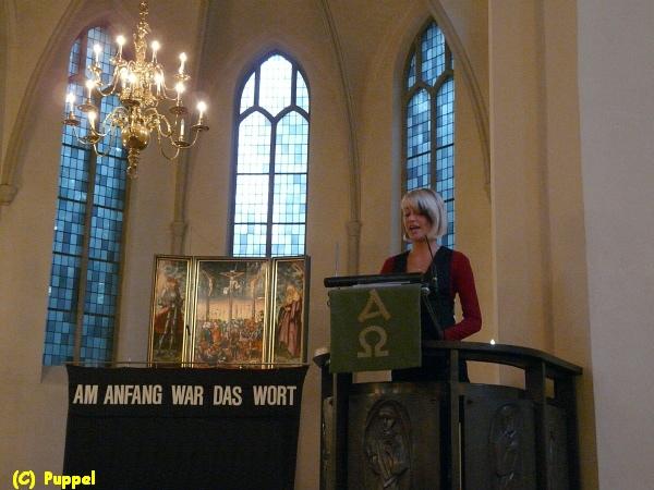 D-S0746-P7130602-8a aa.jpg